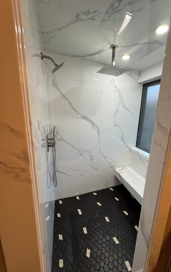 Calcutta Marble LuxeLayer